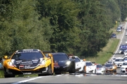 24H Spa: Parade van de deelnemende wagens naar Spa