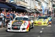 24H Spa: Parade van de deelnemende wagens naar Spa