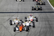 Alessio Picariello voor G&J / Schiller Motorsport van start tot finish